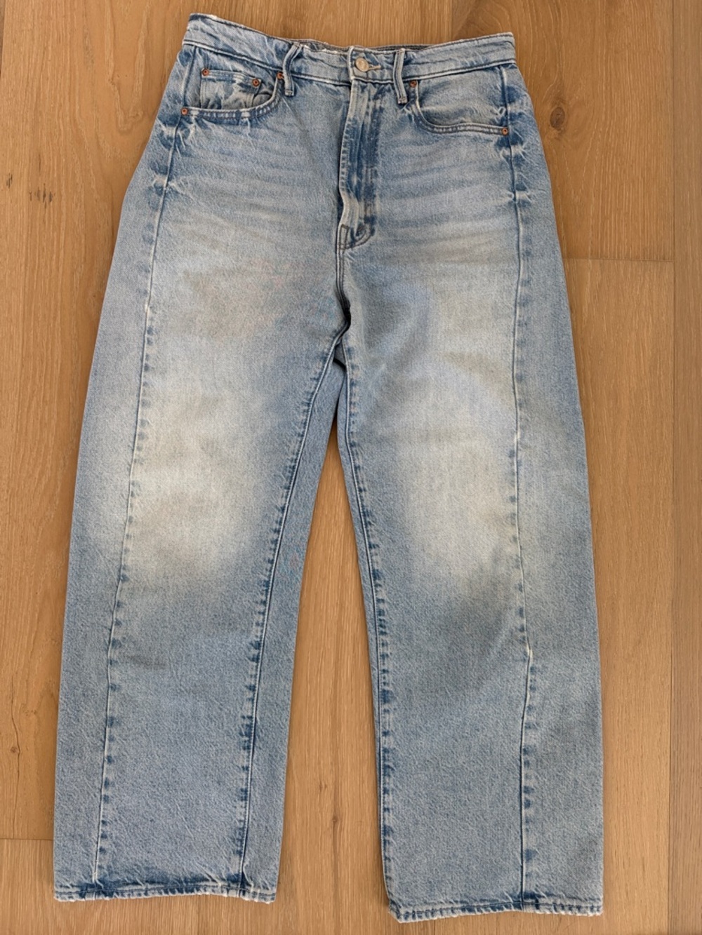 Classic Light Wash Men’s Jeans - Straight Fit